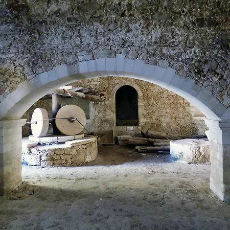 Evaggelias Tatil Evi