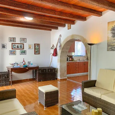 Evaggelias Tatil Evi *